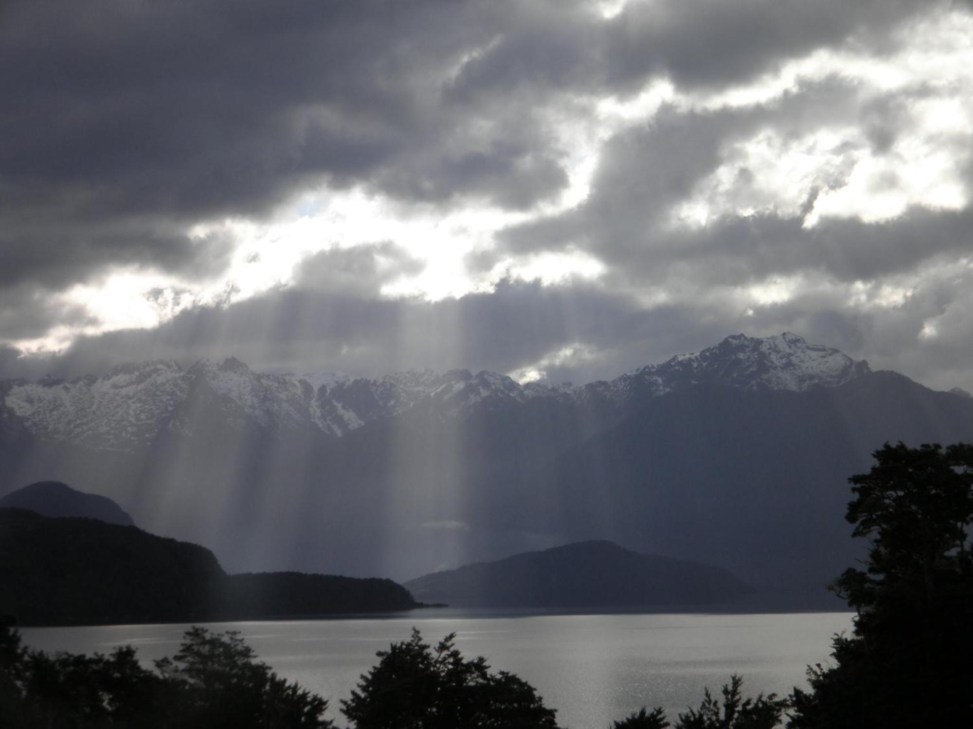 Murrells Grand View House Manapouri Exteriér fotografie