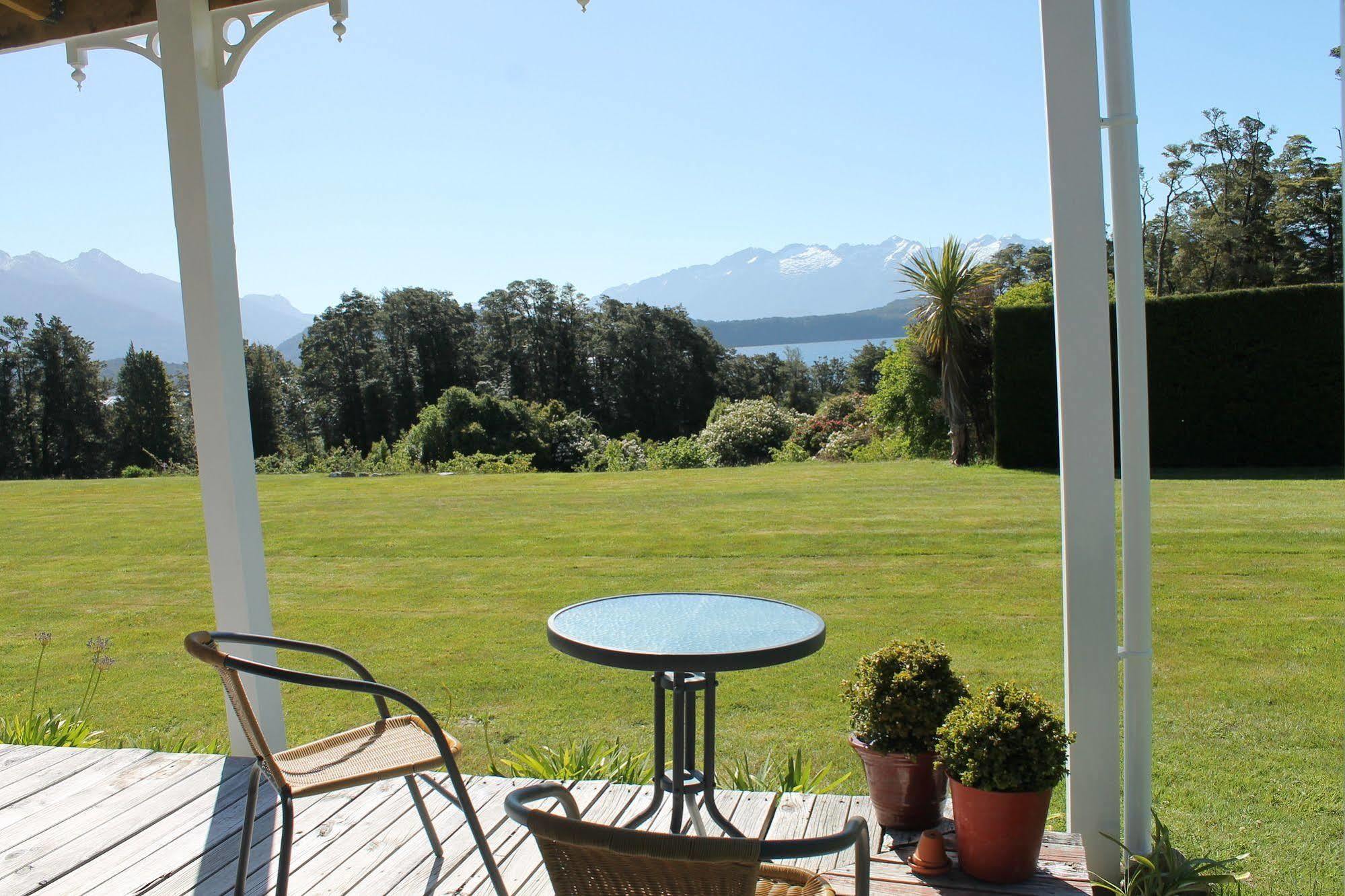 Murrells Grand View House Manapouri Exteriér fotografie